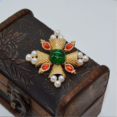 Women Fashion Brooch