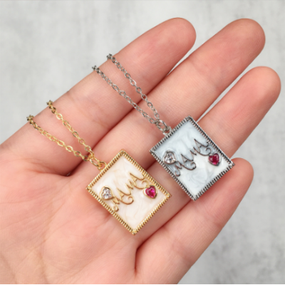 Women MaMa Letter Necklaces