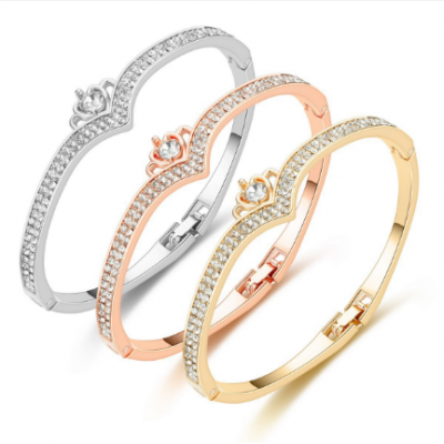 Women Crown Chain Bracelet