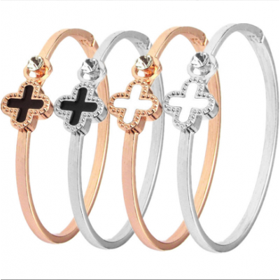 Women Leaf Chain Bracelet