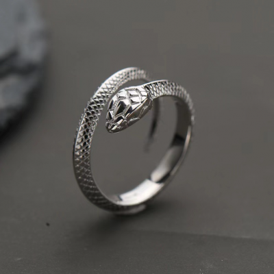 Women Snake Fashion Ring