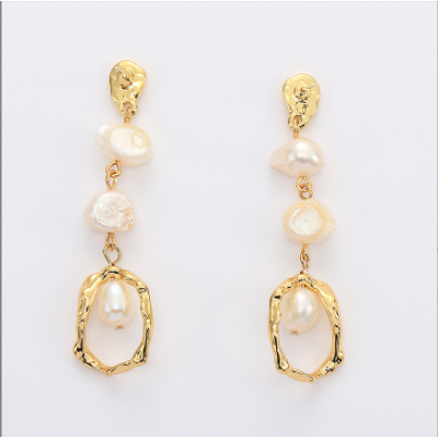 Women Simple Pearl Earrings