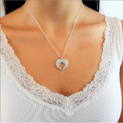 Women Wing Shape Necklaces