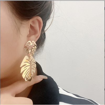 Leaf Shape Earrings