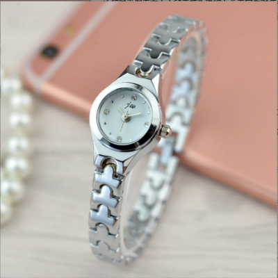 Women Simple Quartz Watches