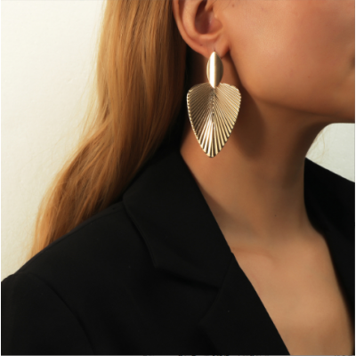 Women Leave Shape Earrings