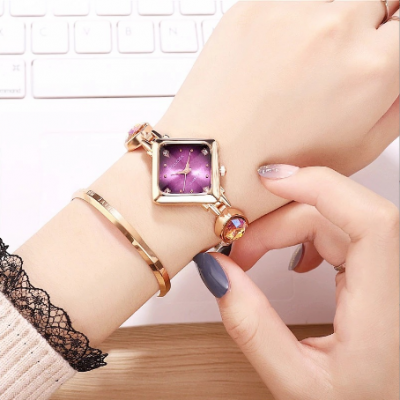 New Women Quartz Watches