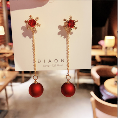 Women Snowflake Shape Earrings