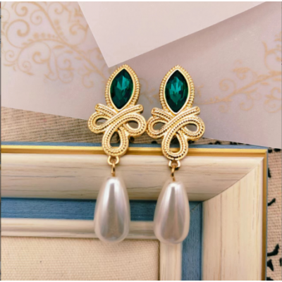 Women Vintage Earrings