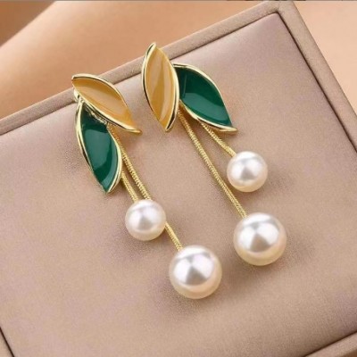 Fashion Leaves Shape Earrings