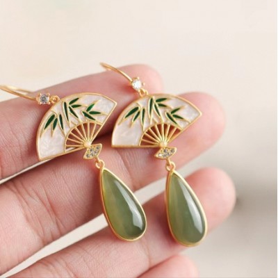 Fans Shape Earrings