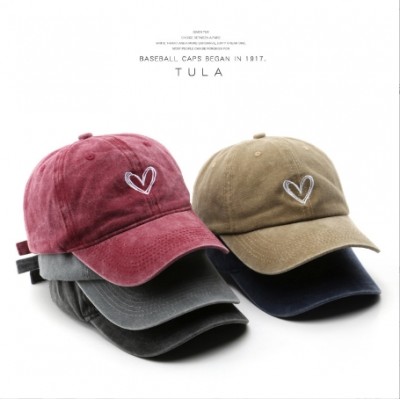 Outdoor Love Baseball Cap